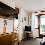 Weitblick - F 112 By Interhome Daire